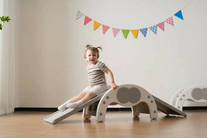 @\WOW ׂ   p ^V V LbY q av[g 