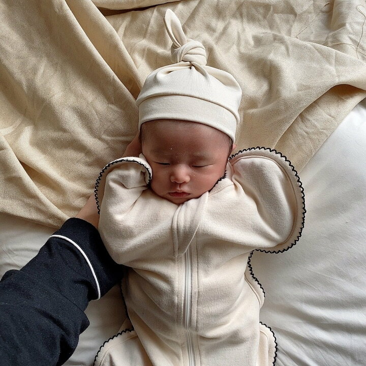 楽天市場 通年 予約 Pico Lace Original Swaddle レース オリジナル 赤ちゃん 服 ベビー 前開き 夜泣き予防 ベージュ 可愛い ベビー服 子ども 男の子 女の子 韓国 おしゃれ 出産祝い 新生児服 人気 お祝い 贈り物 プレゼント ギフト Toyou 公式 Toyou楽天