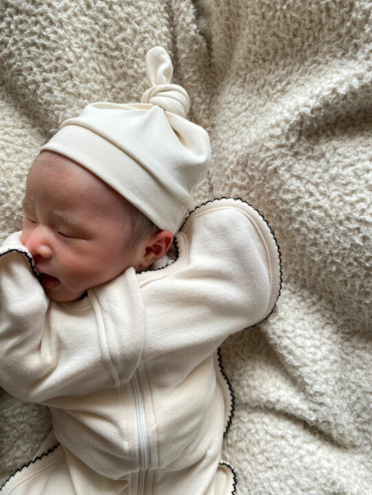 楽天市場 通年 予約 Pico Lace Original Swaddle レース オリジナル 赤ちゃん 服 ベビー 前開き 夜泣き予防 ベージュ 可愛い ベビー服 子ども 男の子 女の子 韓国 おしゃれ 出産祝い 新生児服 人気 お祝い 贈り物 プレゼント ギフト Toyou 公式 Toyou楽天
