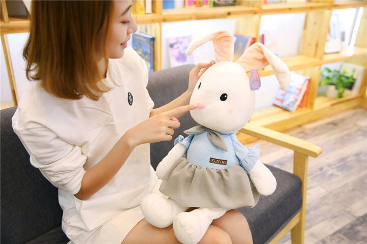 楽天市場】【送料無料】うさぎ ぬいぐるみ 3色選択可能兔 可愛い洋服着 