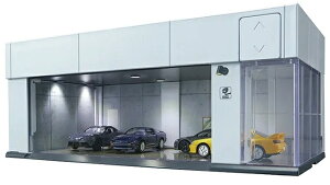 SILVER WHITH Standard Edition tomica GARAGE