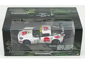 CHEVROLET - CORVETTE Z06R GT3 CALLAWAY COMPETITION N 27 ADAC GT MASTERS 2011 FRENTZEN - HANNAWALD - WHITE /Minichamps 1/43 ミニカー