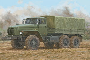 VA URAL-4320/ Trumpeter 1/35 ͌^ vfLbg