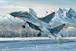 ロシア MiG-29UB ファルクラム/ Trumpeter 1/32 模型 プラモデルキット