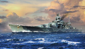 ドイツ海軍 戦艦シャルンホルスト/ Trumpeter 1/700 模型 プラモデルキット