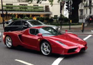 �y�\��zFerrari�t�F���[�� Enzo open diecast F1 2007 red Silver wheels Luxury pack / BBR 1/18 �~�j�J�[