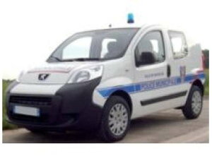 2009 �v�W���[ �r�b�p�[ Police Municipale �z���C�g�^�u���[/ Norev 1/43 �~�j�J�[