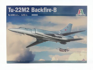 TUPOLEV - TU-22M2 BACKFIRE-B MILITARY AIRPLANE 1975 - //ITALERI 1/72模型 プラモデル モデルキット
