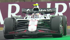�y�\��z2026�N�����\��RED BULL F1 RB21 ���{GP 2025 �p�c�T�B N22 �z���C�g���b�h/ Bburago 1/18 �~�j�J�[