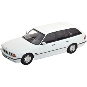 BMW 5er Serie E34 Touring�c�[�����O 1996 �z���C�g / TRIPLE9 1/18 �~�j�J�[