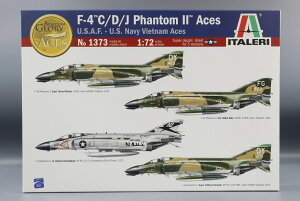 F-4 C/D/J Phantom II �t�@���g��II Aces U.S.A.F. U.S. Navy Vietnam Aces �g�ݗ��ăv�����L�b�g�͌^ �퓬�@ /ITALERI 1/72