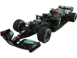 Mercedes-Benz F1 W12 E Performance 2021�N F1 �o�[���[��GP #77 V.�{�b�^�X/ MINICHAMPS 1/18 �~�j�J�[