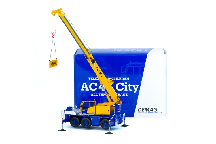 による Demag Tadano AC 45 City モバイルクレーン /IMC 1/50 建設機械