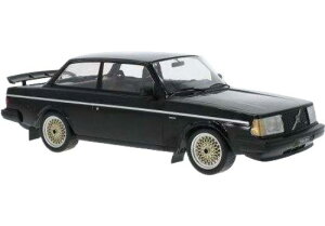 Volvo 240 Turbo Custom 1986 �u���b�N / IXO 1/18 �~�j�J�[