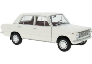 Fiat 124 1970 �z���C�g / IXO 1/18 �~�j�J�[