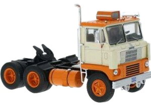 White 7400 1960 �x�[�W�� IXOTR188.22 �g���N�^ / IXO 1/43 ���݋@�B�͌^ �H���ԗ�