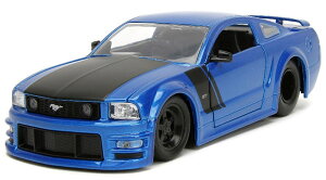 Ford Mustang�t�H�[�h �}�X�^���O GT 2006 �u���[/�u���b�N �X�|�[�c�J�[ �͌^ / JADA 1/24 �~�j�J�[ �͌^
