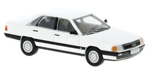 Audi�A�E�f�B 100 (C3) 1982 �z���C�g �Z�_�� ���� �͌^ �_�C�L���X�g ���f�� / PCX87 1/87 �~�j�J�[ �͌^