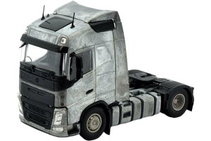 Volvo�{���{ FH04 Globetrotter chassis kit �g���b�N �͌^ /Tekno 1/50