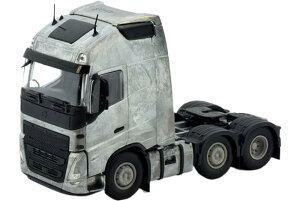 Volvo�{���{ FH05 Globetrotter XL 6x2 TwinSteer �g���b�N �͌^ /Tekno 1/50