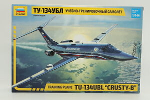 TU 134UBL CRUSTY B ���K�@ /Zvezda�Y�x�Y�_ 1/144 �g�ݗ��ăv�����L�b�g�͌^
