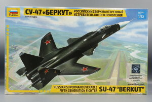 Russian���V�A Fighter�퓬�@ Sukhoi�X�z�[�C Su 47 BERKUT �g�ݗ��ăv�����L�b�g�͌^ /Zvezda�Y�x�Y�_ 1/72