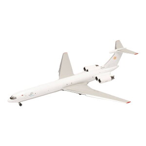 ���[�_�E�G�A���C���Y Rada Airlines �C�����[�V�� IL-62MF EW-450TR / Herpa 1/200 ��s�@�͌^ ���q�@