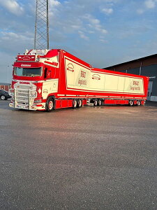 �y�\��z2026�N�����\�� Daniel Karlsson �X�J�j�A Next Gen S-serie 24m �R���r�g���[���[ ���b�h/�z���C�g / Tekno 1/50 �~�j�J�[ �g���b�N�͌^