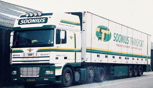 �y�\��z2027�N�����\�� Soonius DAF 95XF Super Space Cab 6x2 3�� �Ⓚ�g���[���[ �z���C�g / Tekno 1/50 �~�j�J�[ �g���b�N�͌^