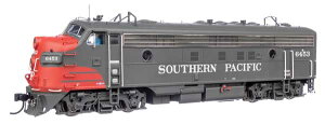 EMD FP7 LokSound 5 サウンド&DCC サザン・パシフィック(TM) #6453 (グレー、スカーレット、ホワイト)/Walthers HOゲージ 鉄道模型 外国