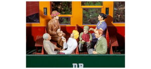 G�Q�[�W �S���͌^ Faller �t�@���[ PolaG ���s�� 6�� seated wagon travelers 6 figures PolaG