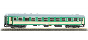 HO�Q�[�W �q�� Piko �s�R PKP 2���q�� 111A Era VI Passenger car 111A 2nd class PKP Era VI DC
