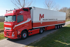 y\z2026N\ MULDER TRANSPORT VOLVO FH AERO GLOBETROTTER 4x2 [t@[g[[ 3 g[[ / WSI 1/50 ݋@B͌^ Hԗ