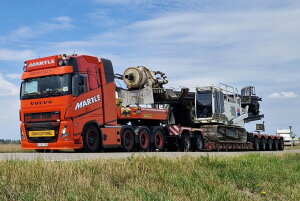 �y�\��z2026�N�����\�� Volvo�{���{ FH5 GLOBETROTTER 8X4 LOW LOADER WITH DOLLY 2-5 AXLE WITHOUT LOAD Martle / WSI 1/50 ���݋@�B �͌^