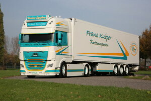 �y�\��z2026�N�����\�� DAF XF SUPER SPACE CAB MY2017 4X2 ���[�t�@�[�g���[���[ 3 AXLE Frans Kuiper / WSI 1/50 ���݋@�B �͌^