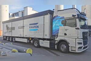 �y�\��z2026�N�����\�� MAN TGX GX 4X2 MOVING FLOOR TRAILER 3 AXLE Baumann Trans / WSI 1/50 ���݋@�B �͌^