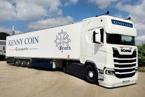 �y�\��z2026�N�����\�� Scania�X�J�j�A S HIGHLINE CS20H 4X2 ���[�t�@�[�g���[���[ 3�� Kenny Coin / WSI 1/50 ���݋@�B �͌^