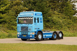 �y�\��z2026�N�����\�� Volvo�{���{ F12 GLOBETROTTER 6X2 TAG AXLE Sonnie Pedersen / WSI 1/50 ���݋@�B �͌^