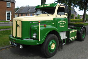 �y�\��z2026�N�����\�� Scania�X�J�j�A L85 DAYCAB TORPEDO 4X2 Flikkema / WSI 1/50 ���݋@�B �͌^