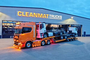 �y�\��z2026�N�����\�� Scania�X�J�j�A S HIGHLINE CS20H 6X2 TWIN STEER TRUCK TRANSPORTER Clean Mat Trucks / WSI 1/50 ���݋@�B �͌^
