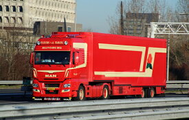 【予約】10-12月以降発売予定Fleurs v.d. Eijkel MAN TGX XXL Semi Box Trailerトラック 建設機械模型 工事車両 WSI 1/50 ミニチュア