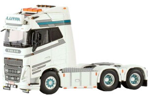 Lutra Volvo FH5 Globetrotter 6x2 �g���b�N / WSI 1/50 ���݋@�B�͌^ �H���ԗ�