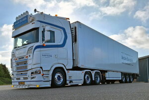 y\z2026N\ ANDR? OOSTDIJK SCANIA S HIGHLINE CS20H 6x2 cCXeA 3 Ⓚg[[ gbN / WSI 1/50 ݋@B͌^ Hԗ