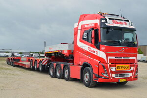 y\z2026N\ KLOSTER VOLVO FH5 GLOBETROTTER XL 8x4 3h[[t 8 Ᏸg[[ ύڎ / WSI 1/50 ݋@B͌^ Hԗ