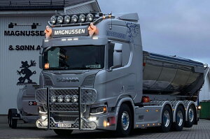 y\z12ȍ~\THORE MAGNUSSEN; SCANIA R HIGHLINE CR20H 8X4 RIGED DRAWBAR TRUCK 3 AXLE +AXt@gRei gbN /WSI 1/50 ݋@B͌^