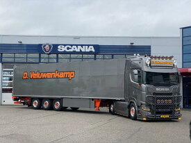 【予約】4-6月以降発売予定D. VELUWENKAMP INT. TRANSPORT B.V.; SCANIA S HIGHLINE CS20H 4X2 REEFER TRAILER - 3 AXLE トラック /WSI 1/50 建設機械模型 工事車両