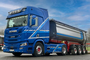 y\z2025N\ AUGST SCANIA R nCC CR20H 4×2 n[tpCv _vg[[ - 3 / WSI 1/50 ݋@B͌^ Hԗ