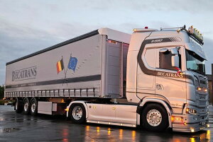 �y�\��z2026�N�����\�� Becatrans SCANIA S HIGHLINE CS20H 4X2 TRIDEC CURTAINSIDE TRAILE / WSI 1/50 �~�j�J�[ �g���b�N�͌^