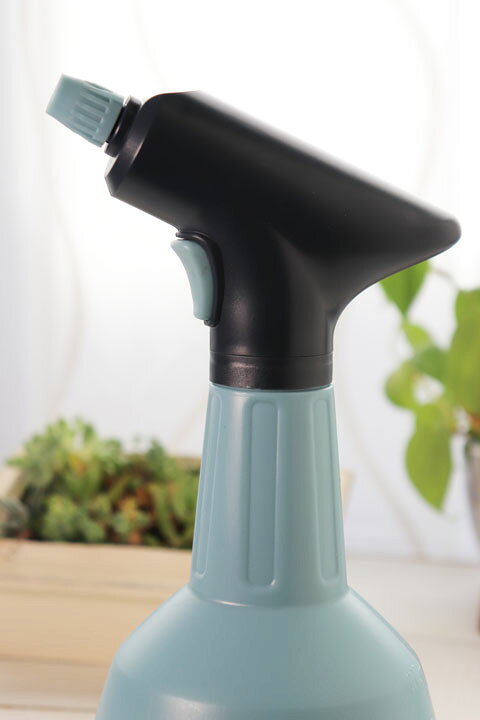 楽天市場 ポイント5倍 要エントリー 母の日 電池式オートスプレー １l ブルー 霧吹き 自動噴射 プレゼント 生活セレクトショップトレフール