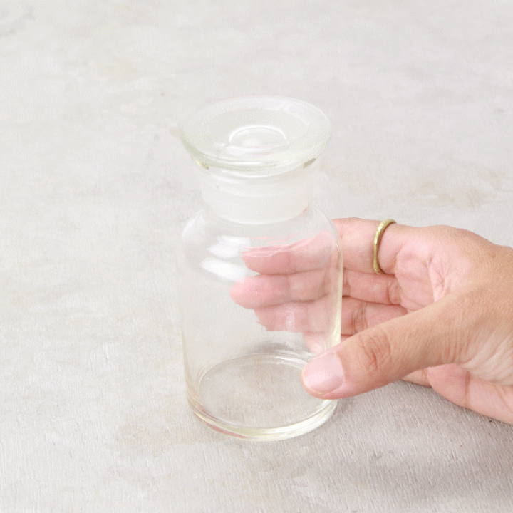 楽天市場】メディシンボトル ガラス瓶 小瓶 蓋付き ディスプレイ 無地